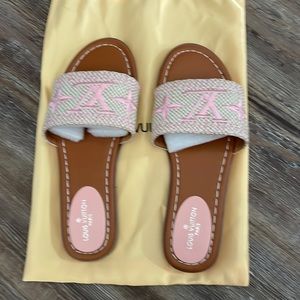 Lv slide on brand new